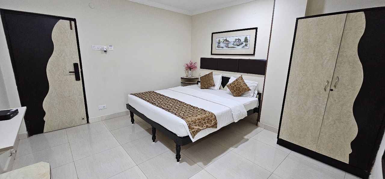 Deluxe Room 3 - Kodali Guest Suites